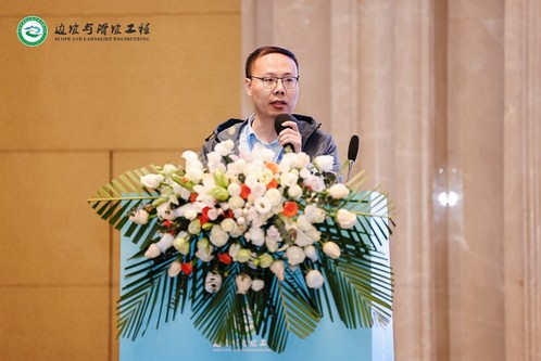 e4397c38-fb4a-4df9-90f4-516aeaa92372