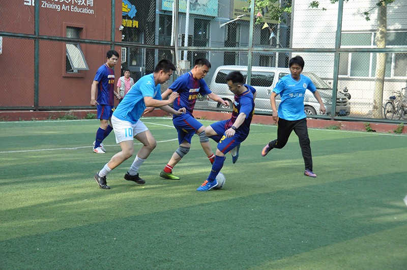 15.我院发展2018年度五人造足球角逐5.11-1博川岩土公司队VS星际公司队.jpg
